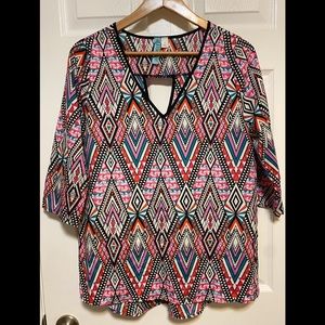Shapes print cut out blouse